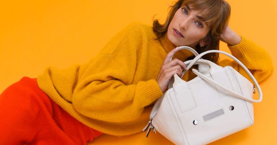 Clio Goldbrenner fait peau neuve avec sa nouvelle pré-collection SS23