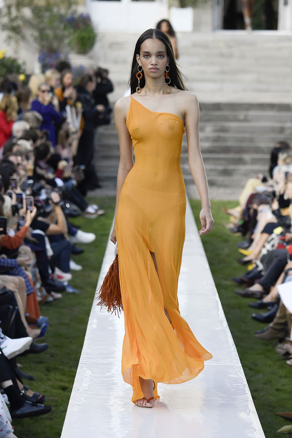 Robe en maille jacquemus