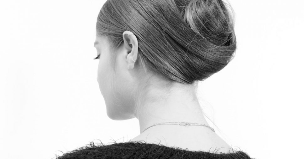 Tuto: le chignon enroulé ultra élégant