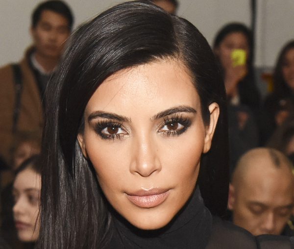 Le contouring: l’astuce make-up de Kim Kardashian