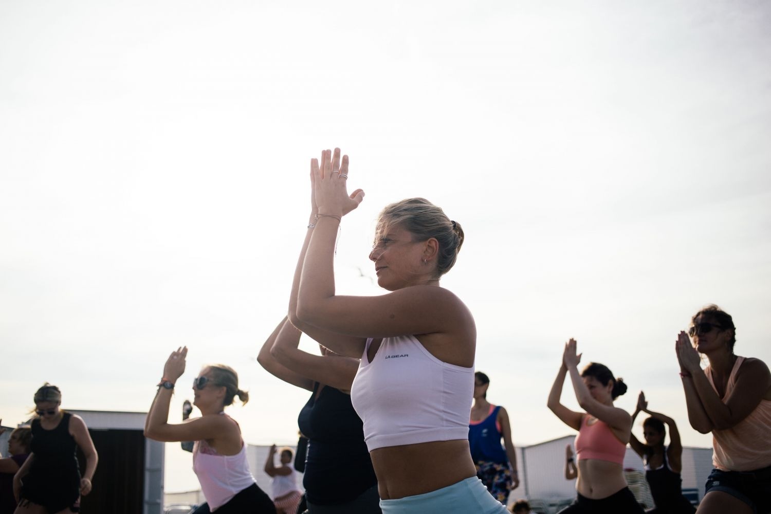 ELLE_Yoga_Sunset_2018