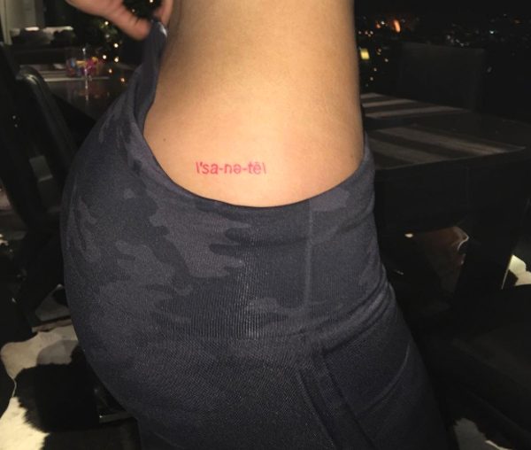 Kylie Jenner dévoile son nouveau tattoo