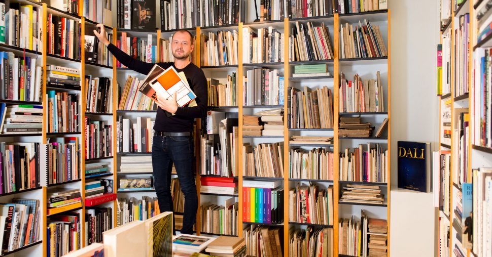 Dans la bibliothèque de six personnalités bruxelloises