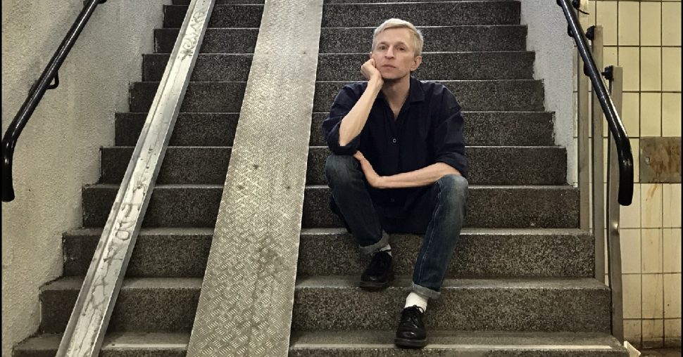 Exclusivité : le nouvel album de Jay Jay Johanson