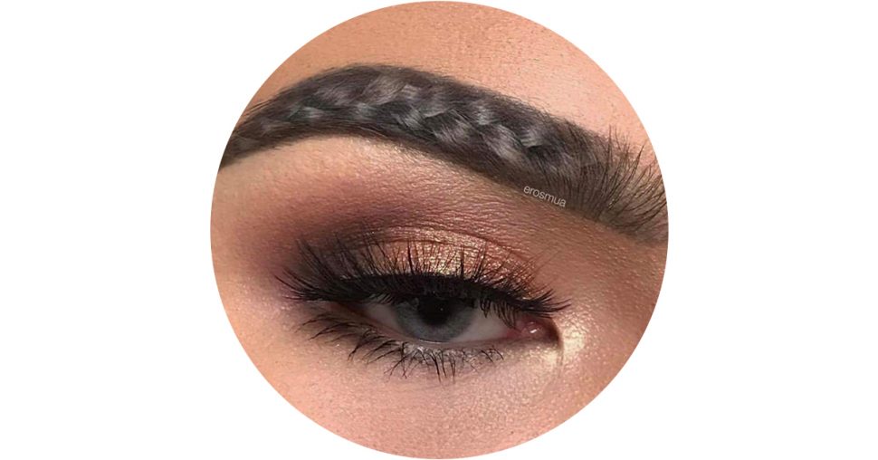 Braided brows: la nouvelle tendance WTF repérée sur Instagram