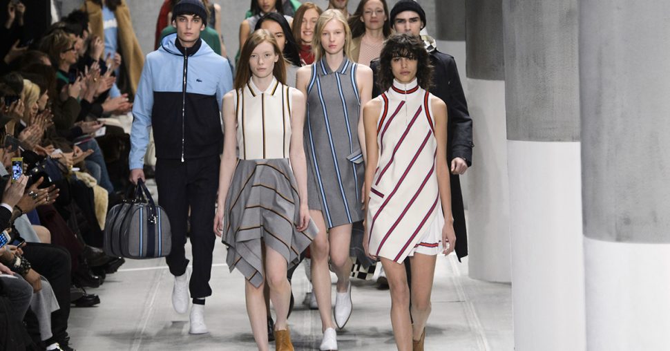 PFW: Regardez en direct le défilé SS18 de Lacoste