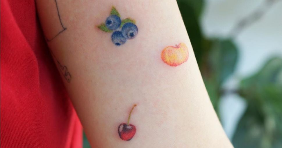 30 mini tattoos fruités parfaits pour cet été