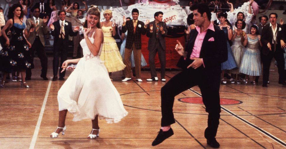 Grease fête ses 40 ans : découvrez 10 secrets bien gardés sur ce film culte