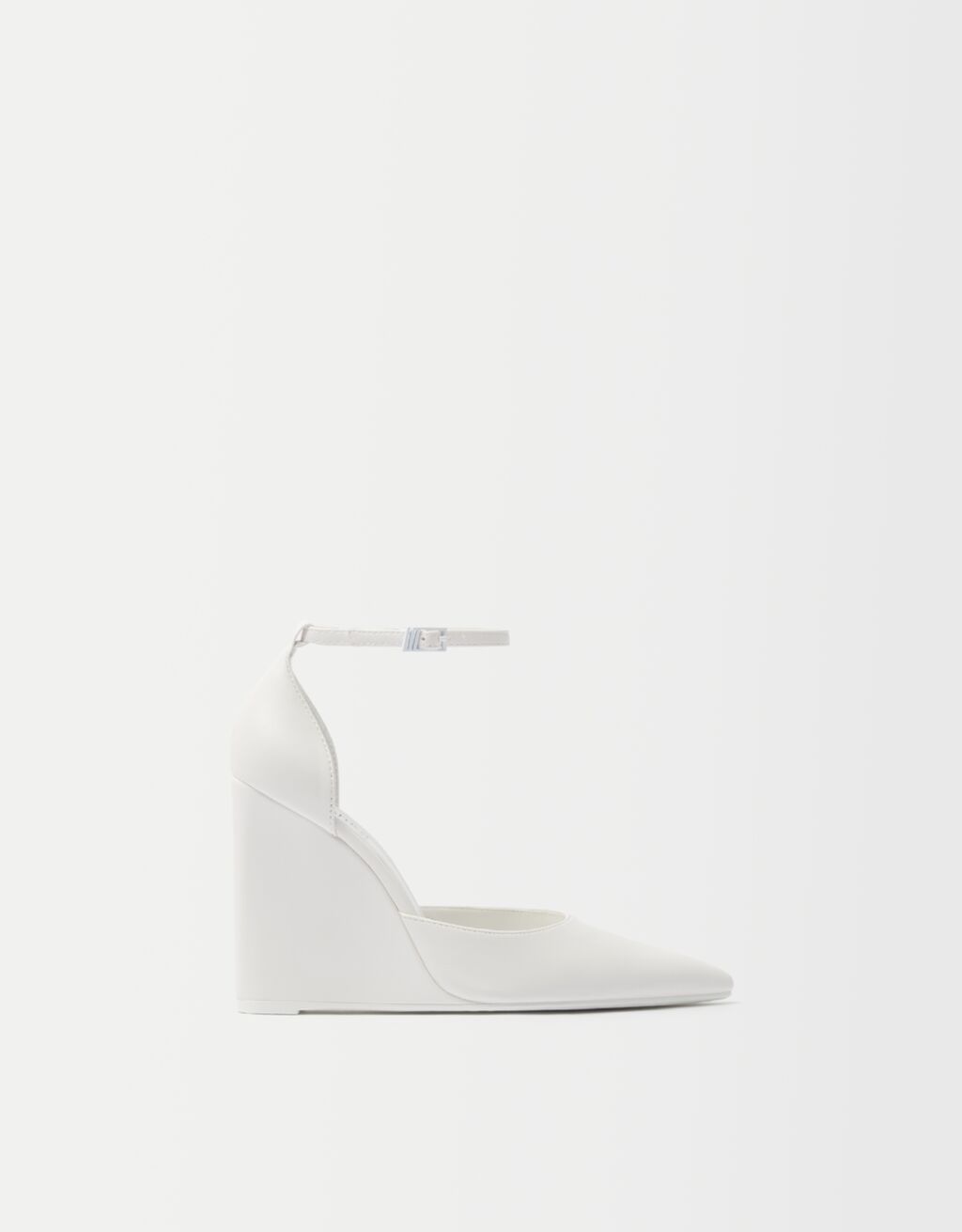 chaussures blanches