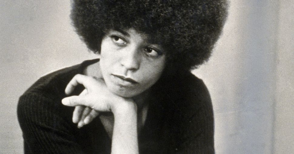 Qui était Angela Davis, femme, noire et libre ?