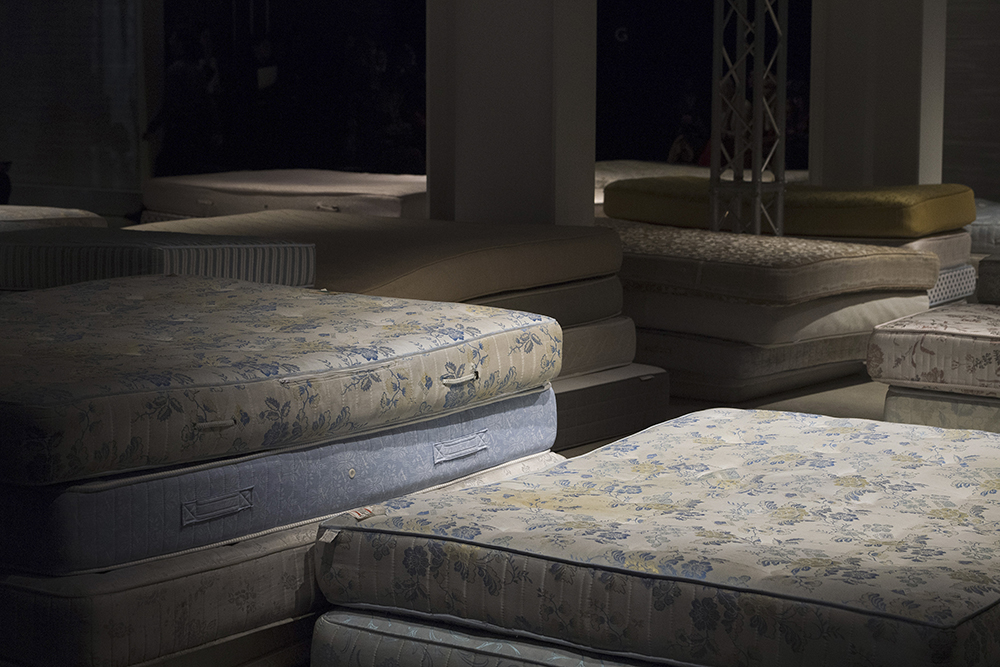 matelas Act n°1 fashion week Milan FW19