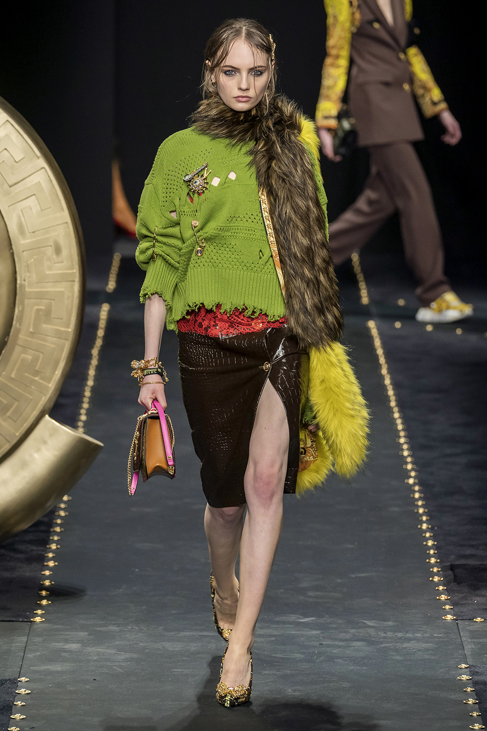 pull versace fashion week milan FW19