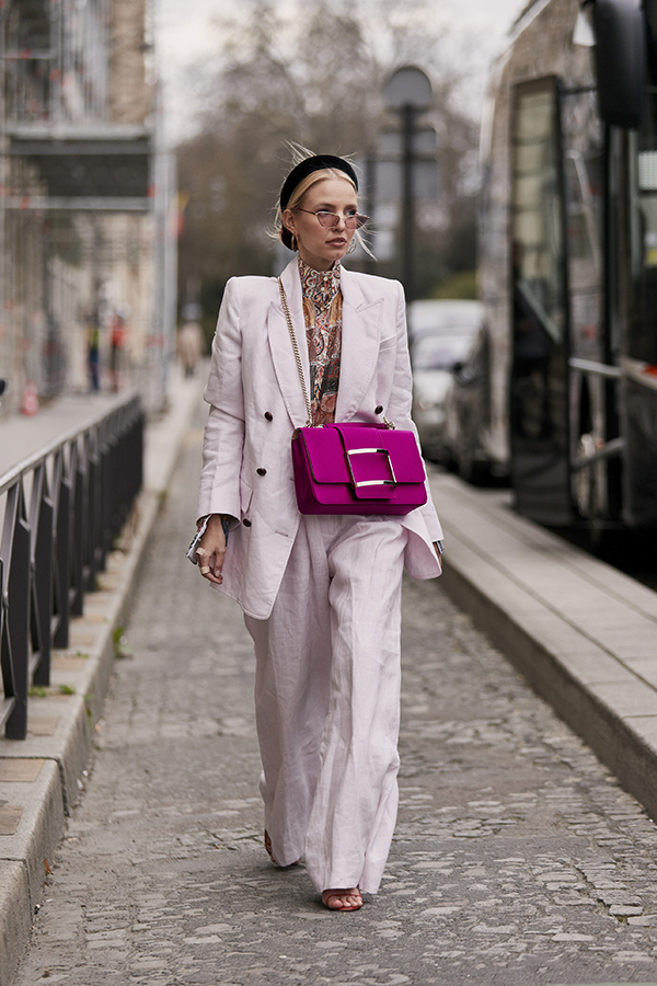 sac fuschia paris fashion week