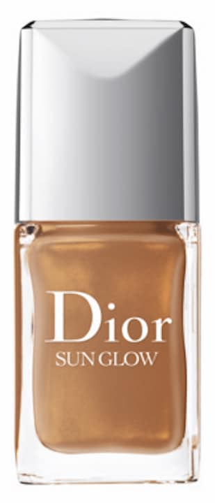 vernis beige maquillage dior