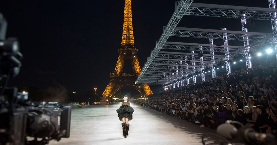 5 infos incontournables à propos de la Fashion Week de Paris