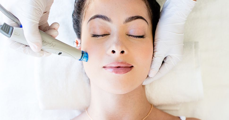 On a testé : le soin HydraFacial dont les stars raffolent pour faire peau neuve