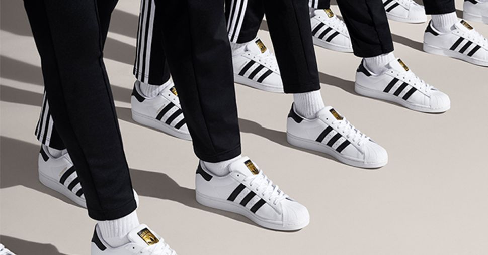 Adidas célèbre les 50 ans de la Superstar avec un nouveau modèle inédit