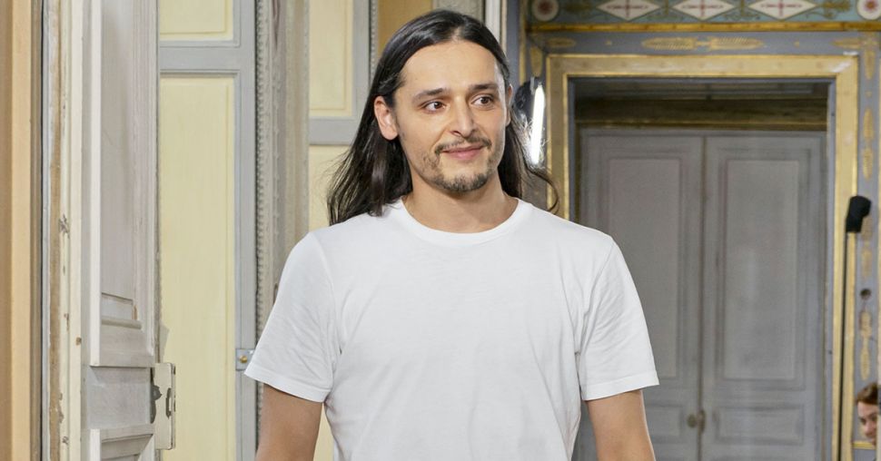 Olivier Theyskens est le nouveau directeur artistique d’Azzaro