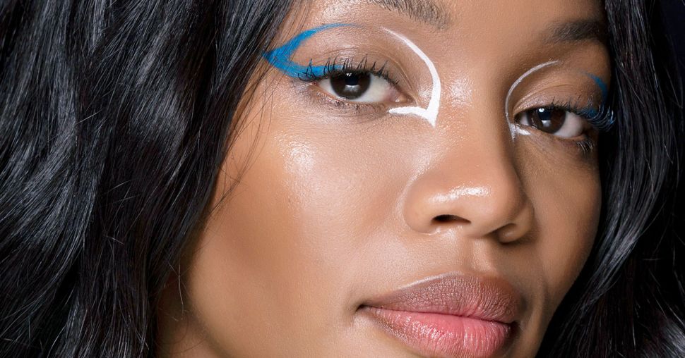 Comment adopter le make-up bleu ?