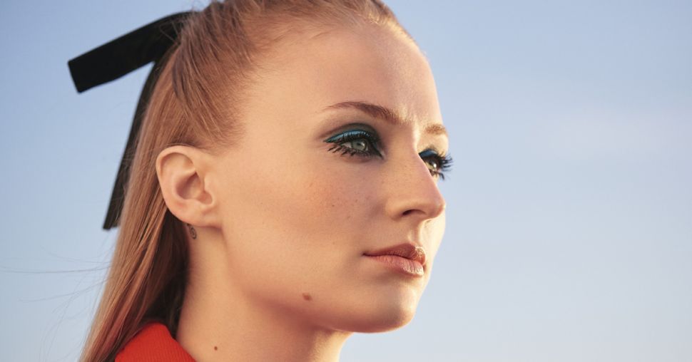 Interview exclusive de Sophie Turner : l’incroyable ascension de la reine du Nord