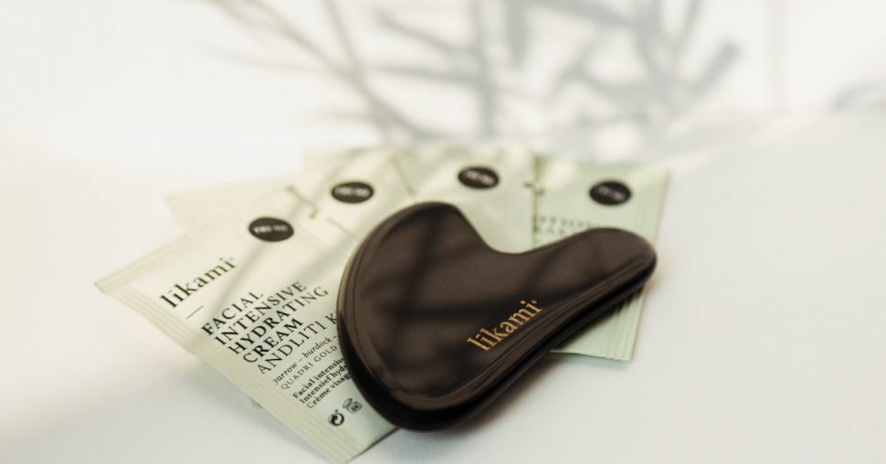 Gua Sha : quels sont les bienfaits de cet outil de massage facial