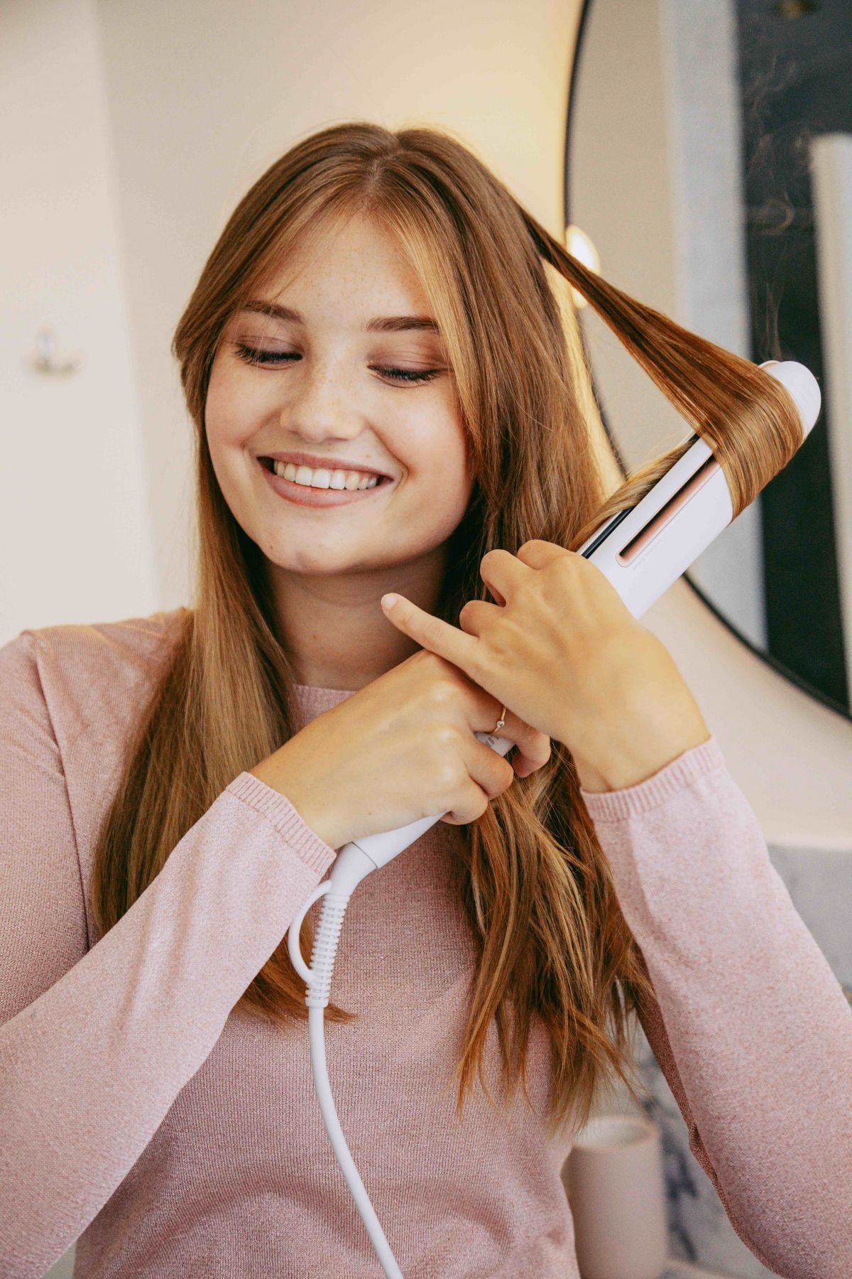 Camille Botten - Sèche-cheveux Philips Prestige avec SenseIQ