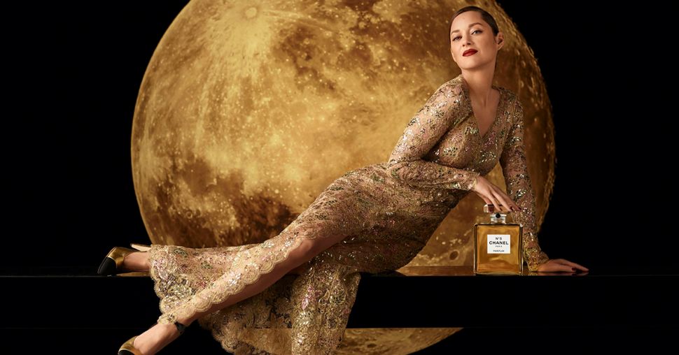 Marion Cotillard décroche la lune pour Chanel N°5