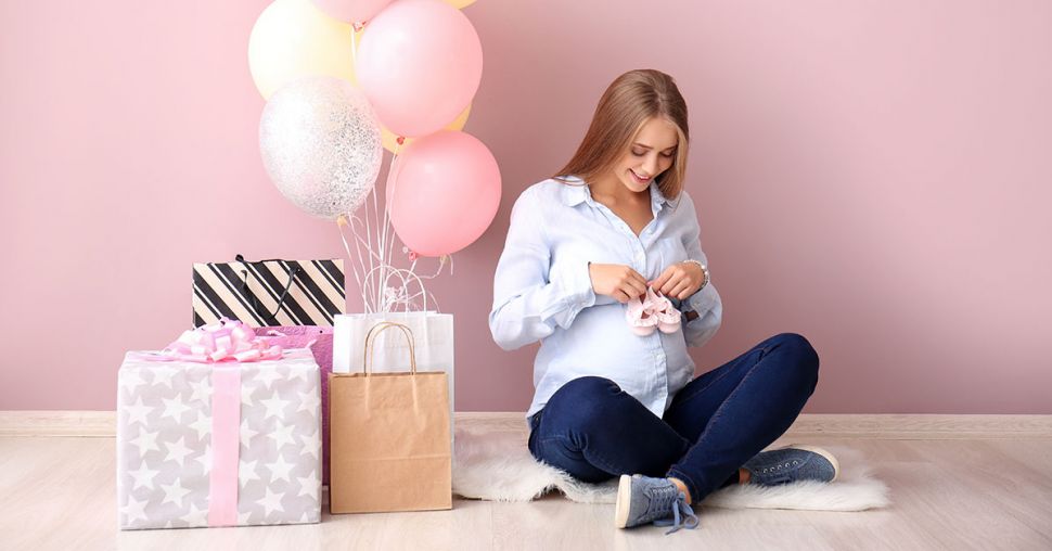 10 cadeaux personnalisables à offrir à de futurs parents