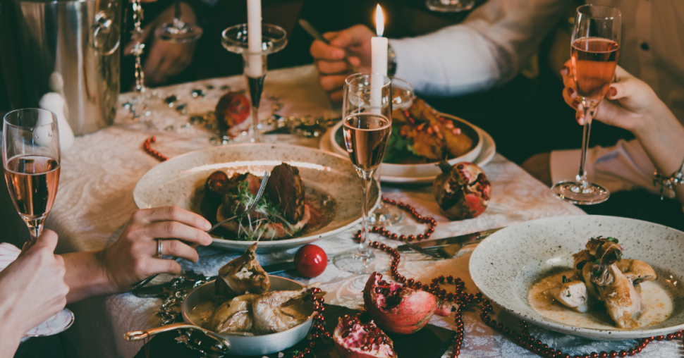 Les accords mets vins parfaits pour un dîner de Noël