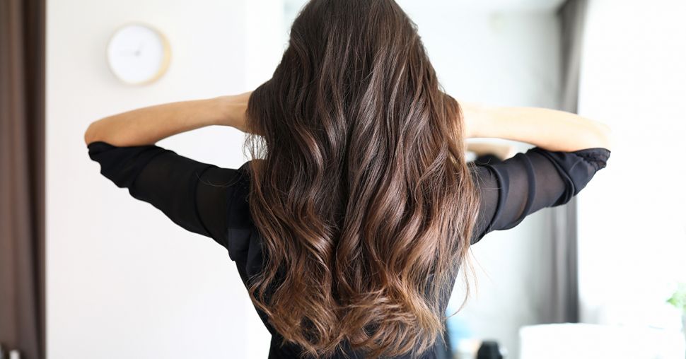 5 techniques pour boucler ses cheveux sans chaleur