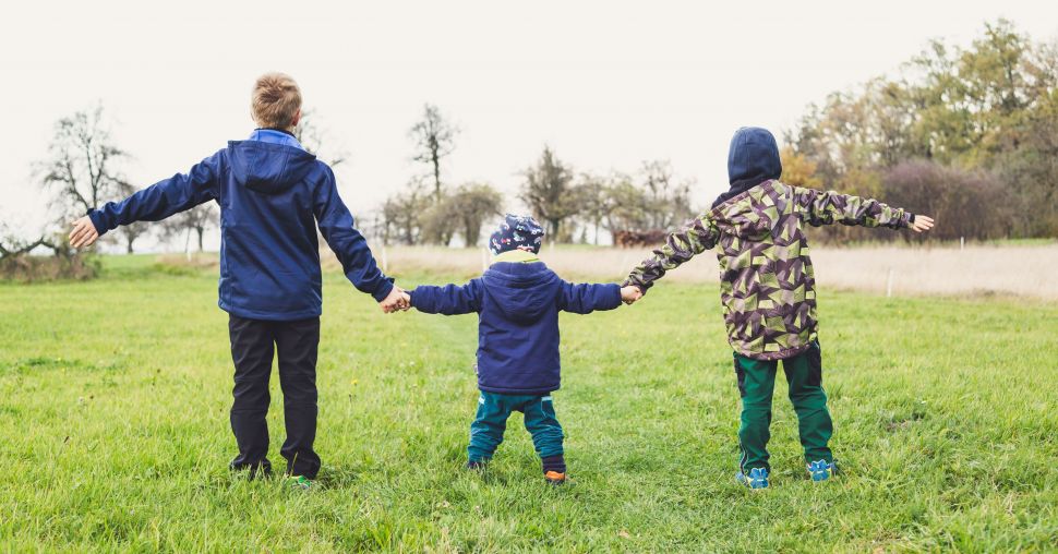 Étiquettes thermocollantes : 5 avantages pour la rentrée scolaire de nos enfants