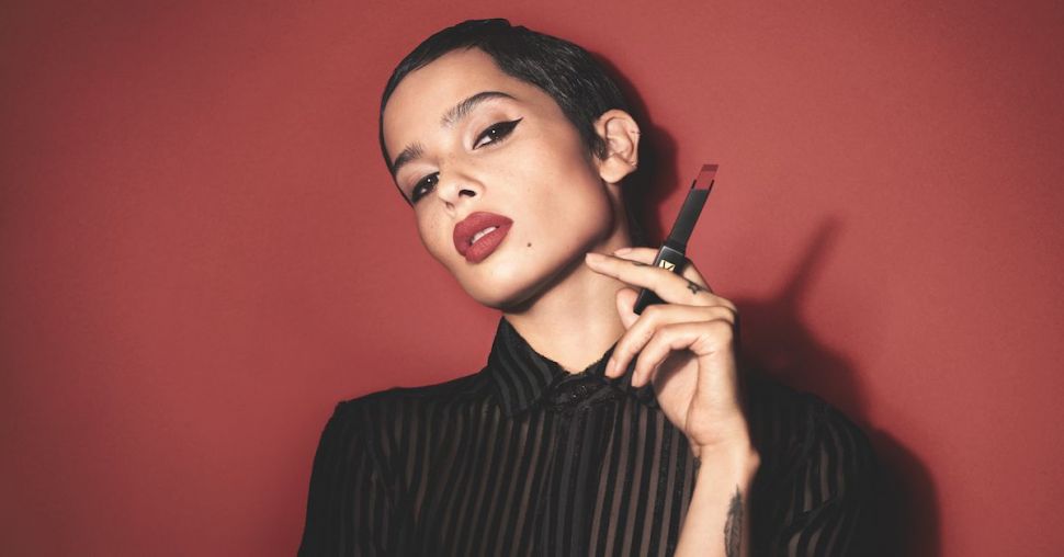 Interview exclusive : la routine beauté de Zoë Kravitz, ambassadrice Yves Saint Laurent Beauté