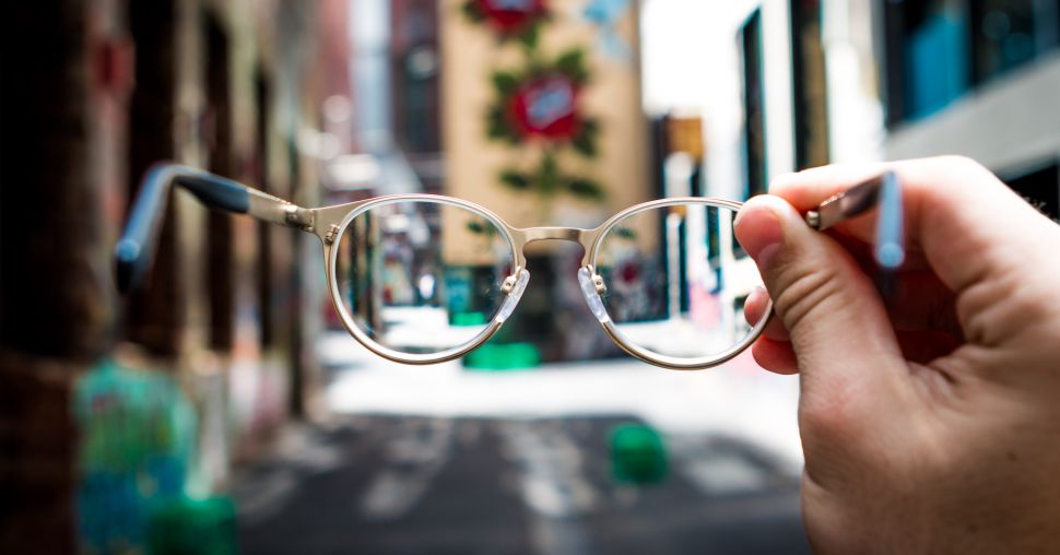 Quelles lunettes de vue à petit prix selon la forme de son visage ?