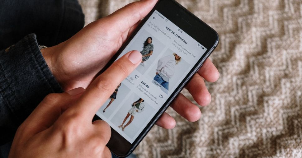 7 conseils pour faire son shopping en ligne comme un styliste