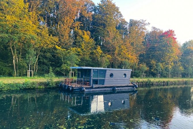 The Floating Cottage