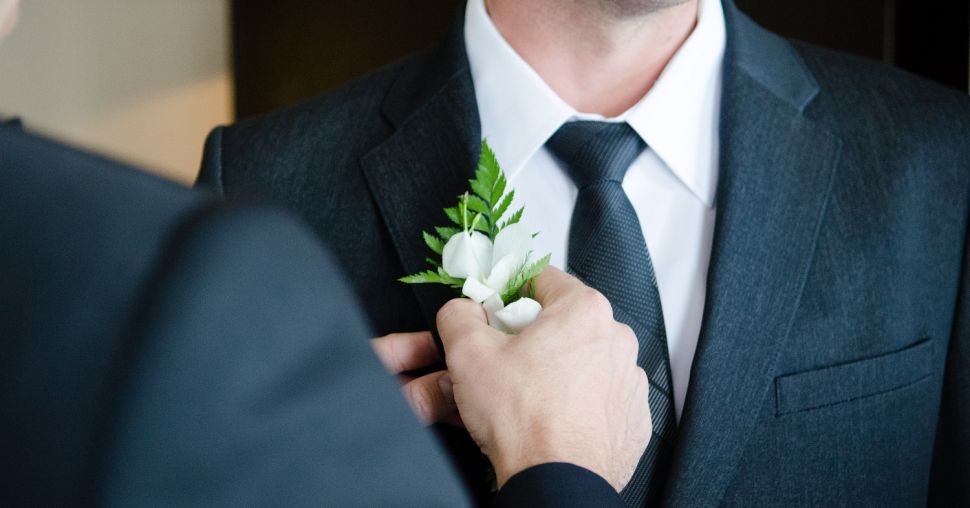 Comment bien choisir son costume de mariage ?