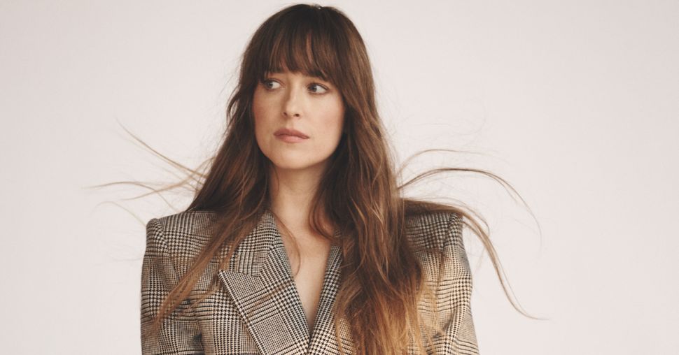 Dakota Johnson : “J’étais censée mener une vie de riche héritière”