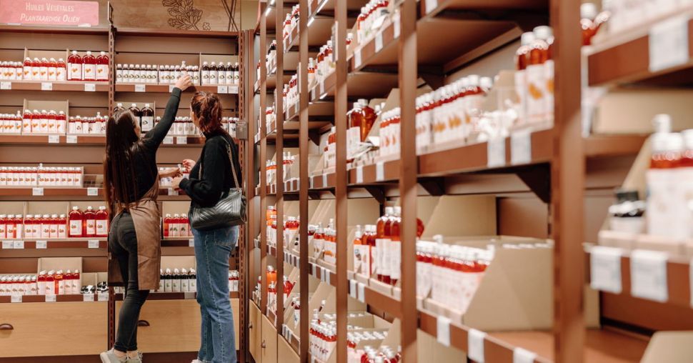 Aroma-Zone : le temple de la beauté naturelle s’installe à Bruxelles