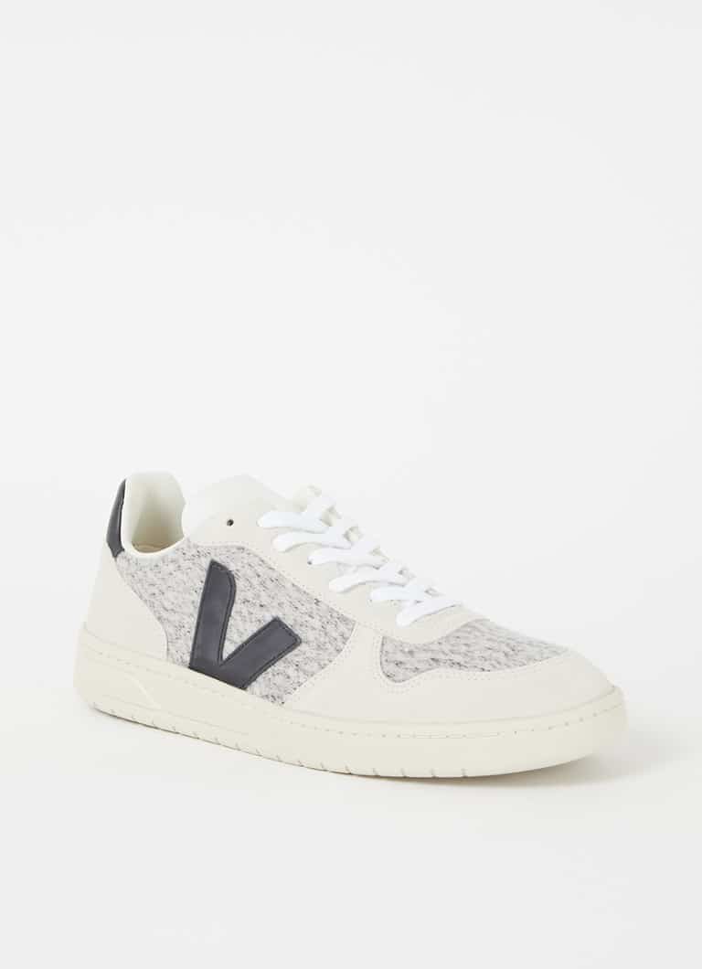 cadeaux Veja - Sneaker V-10 avec détails en daim - 98€ (au lieu de 140€)