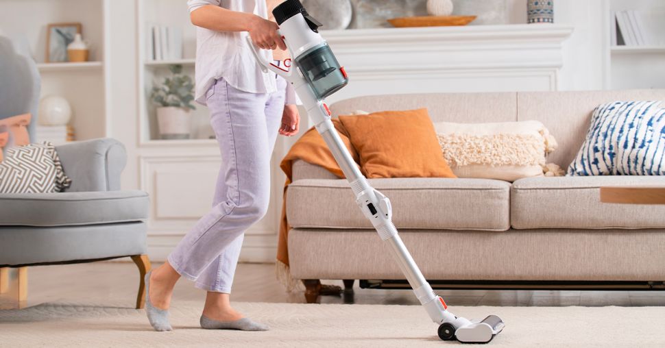 Quel est le meilleur balai aspirateur nettoyeur ? Découvrez notre top 5