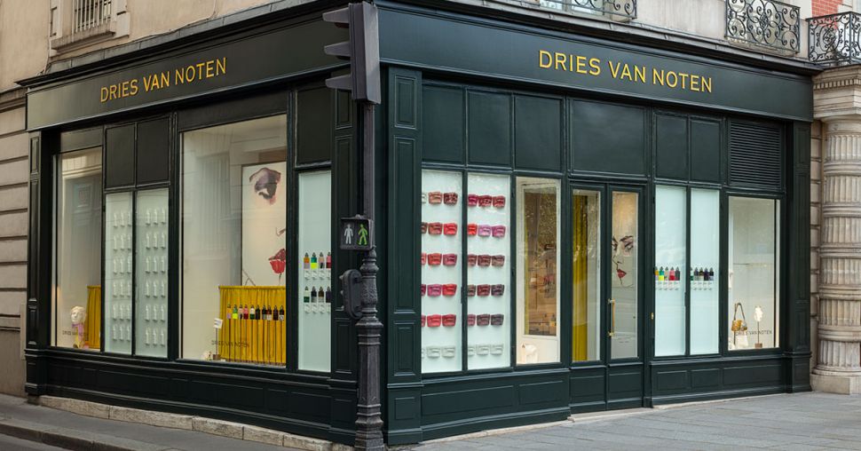 Dries Van Noten ouvre sa première boutique beauté