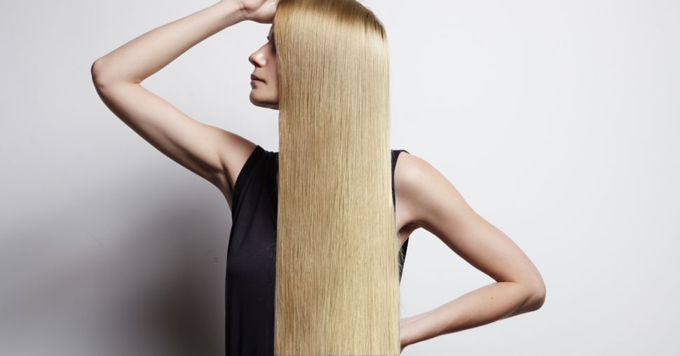 Cet appareil de coiffure révolutionne le lissage des cheveux