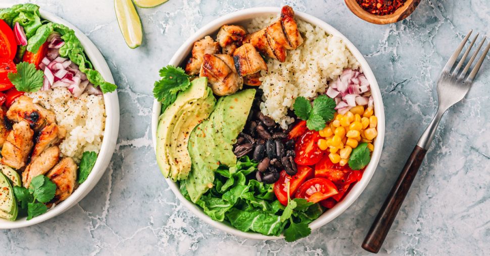 Burrito bowl au poulet épicé