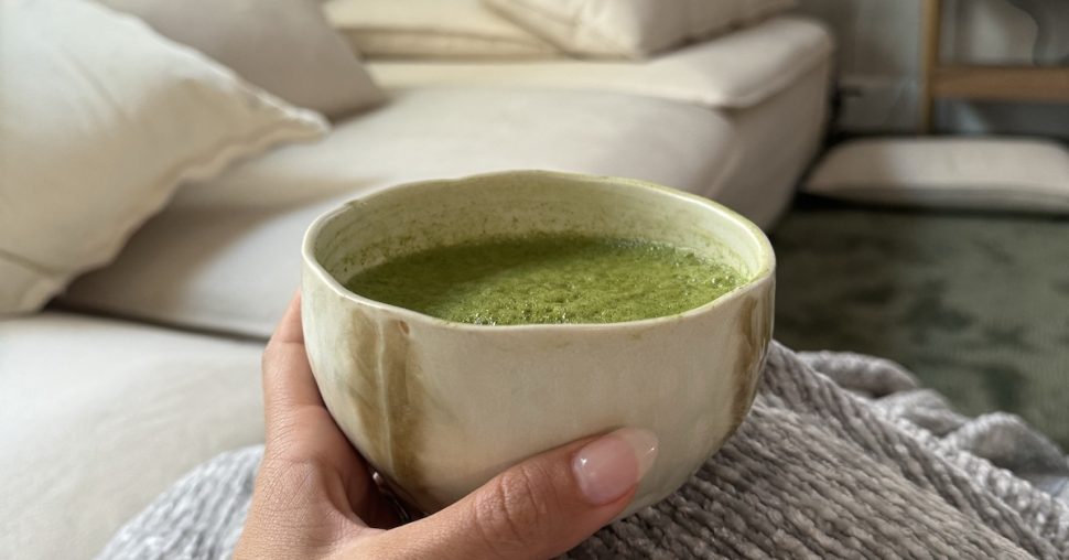 Le matcha en cosmétique : pourquoi il obsède les fans de skincare ?