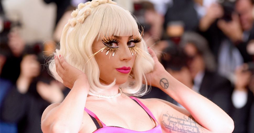 Alles over Lady Gaga’s nieuwe beautymerk Haus Laboratories