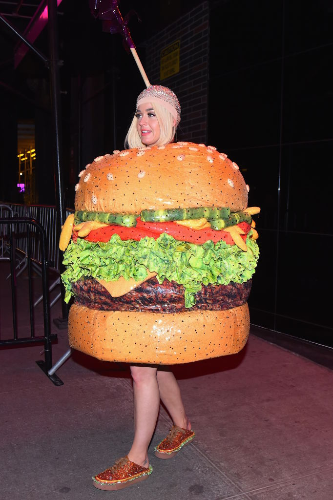 katy perry hamburger