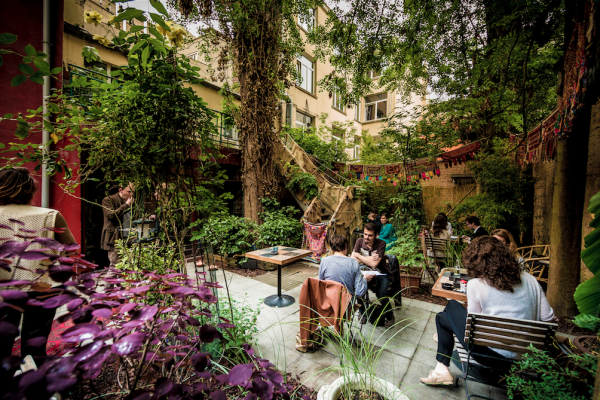 Imagin: Le Jardin Secret bar in Brussel - ELLE.be