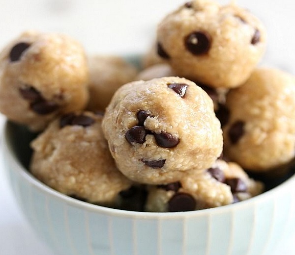 Food. Chocolate chip cookie dough