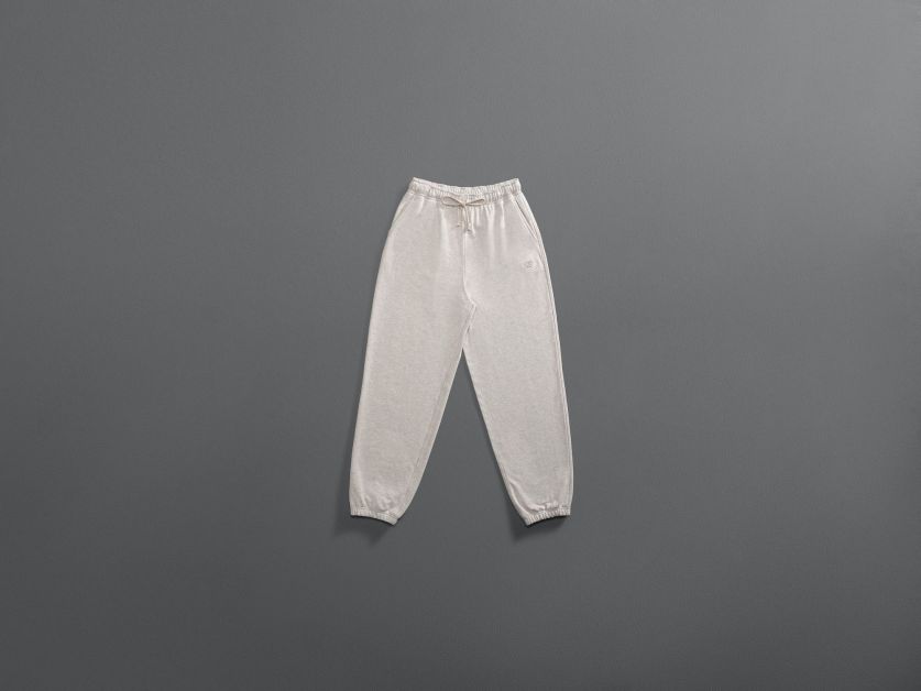 S124_Grey Days_09 Women’s French Terry Pant_ WP41513_AHH_01 full product_032_v3