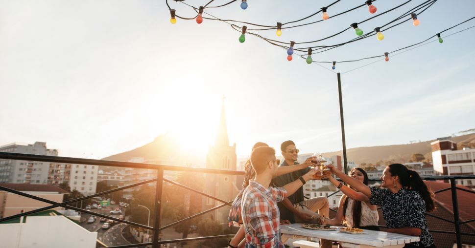 De 8 beste rooftop bars in Brussel deze zomer